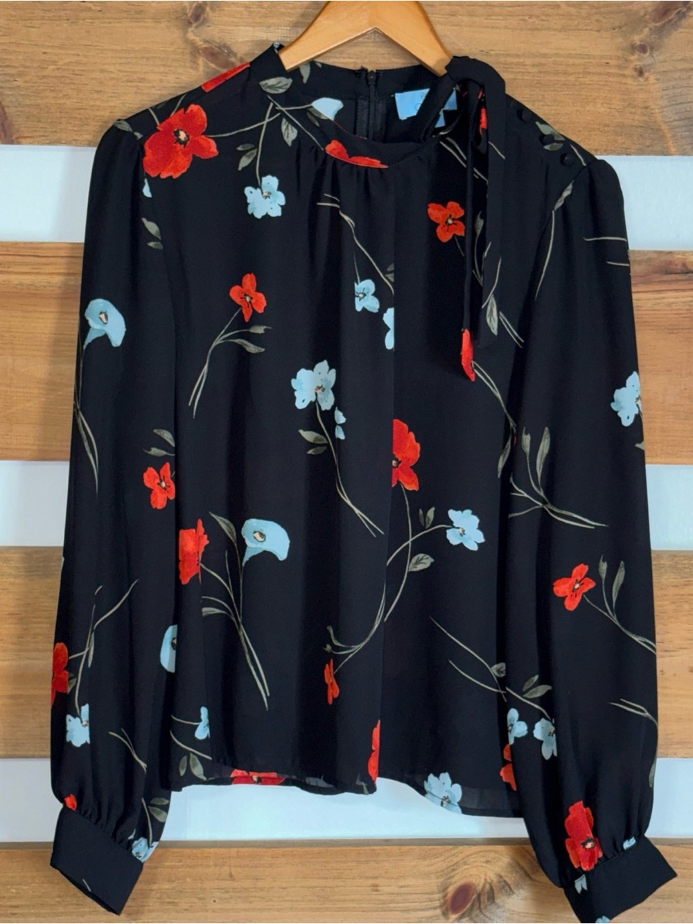 NWT CeCe Preppy Sheer Black Floral Long Sleeve Zipper Neck w/Tie Size PXL
